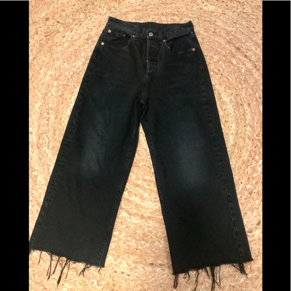 Levi’s Wide Leg Crop 25